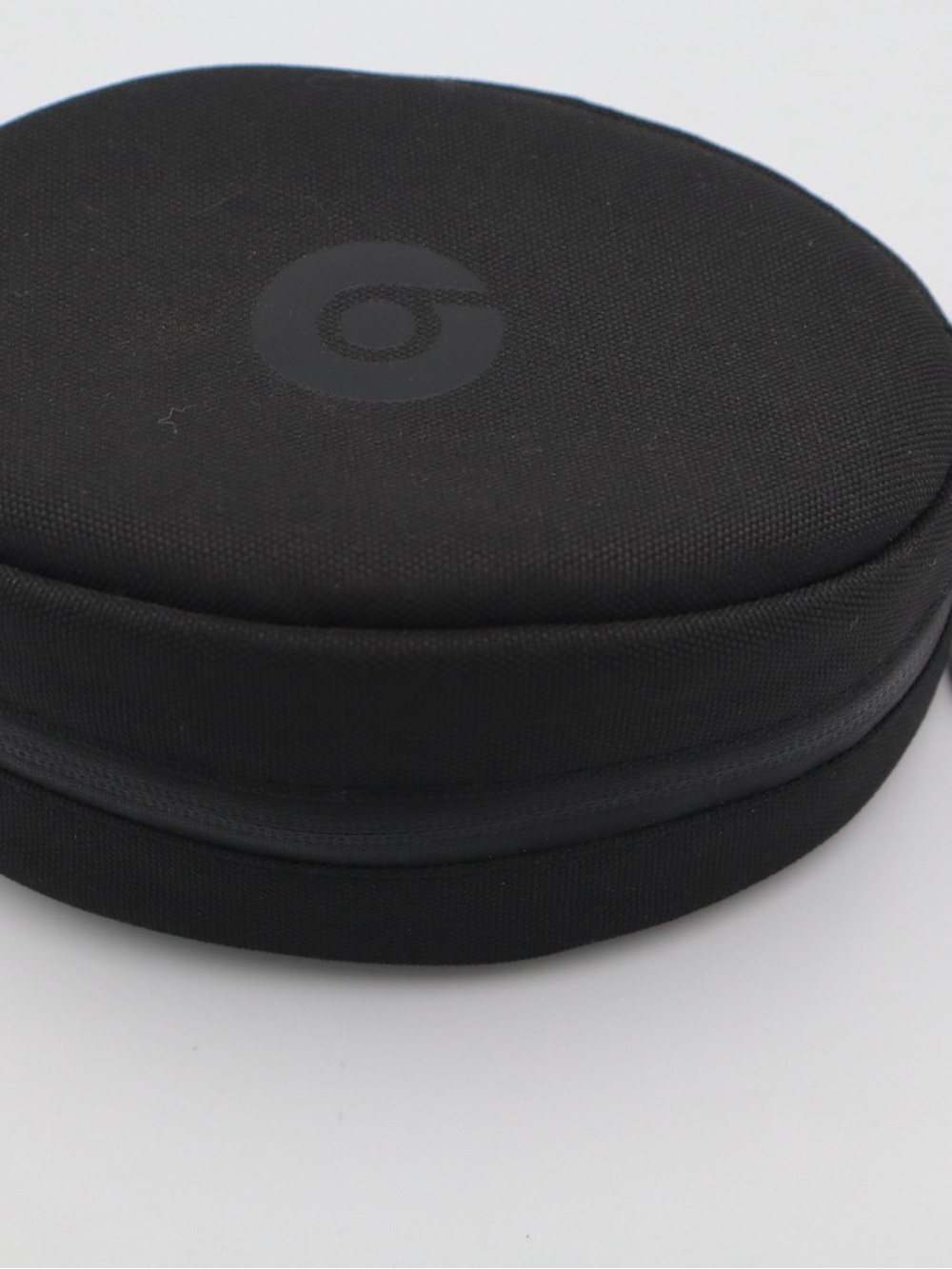 Beats by Dre On-Ear Headphones Carrying Case - Black